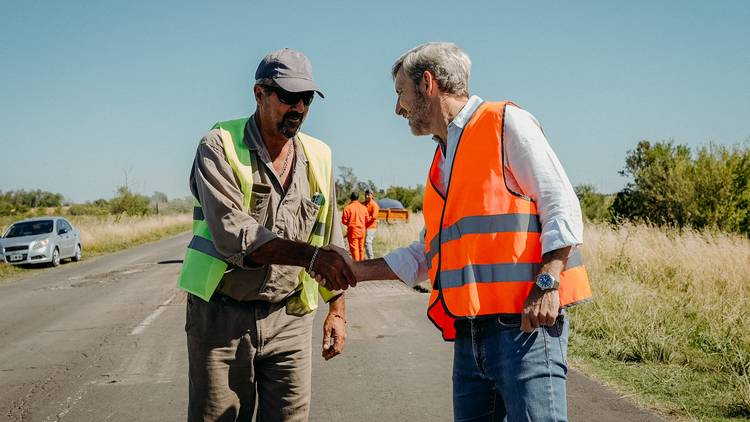 Frigerio dio inicio al plan de recuperación vial entrerriano