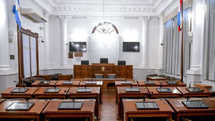 Senado: tratan Presupuesto, Reforma Política, emergencias y cargos judiciales