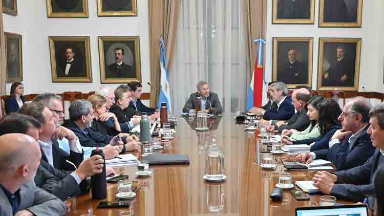 Ejes de la reunión de gabinete: seguimiento de la cuestión presupuestaria, recursos y eficientización del gasto