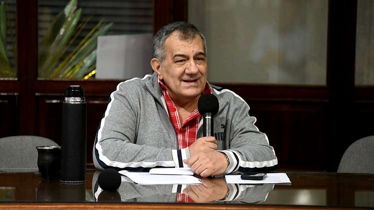 Cáceres exhortó a Frigerio a “proteger a los entrerrianos del desastre que está causando Milei”