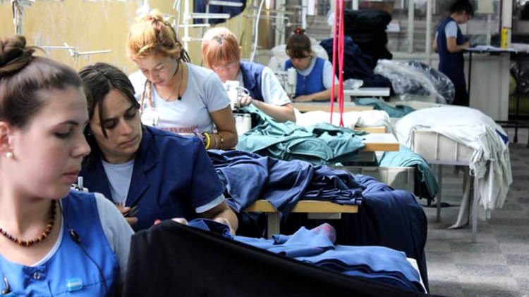 Advierten que la industria textil perdió 18.333 puestos de trabajo registrados en dos años