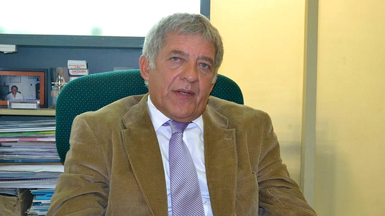 Dr. Héctor Arocena - Oncólogo