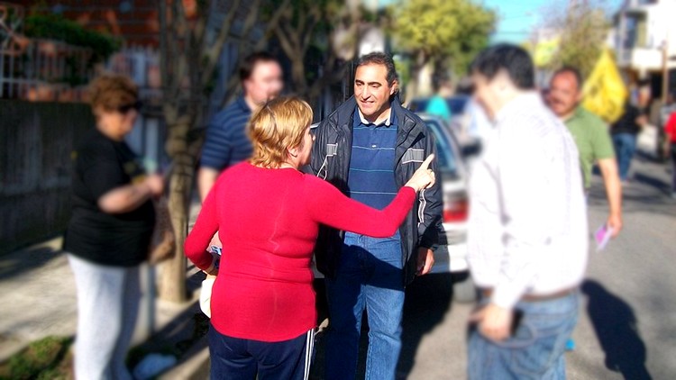 Lino Sapetti en plena campaña 2015