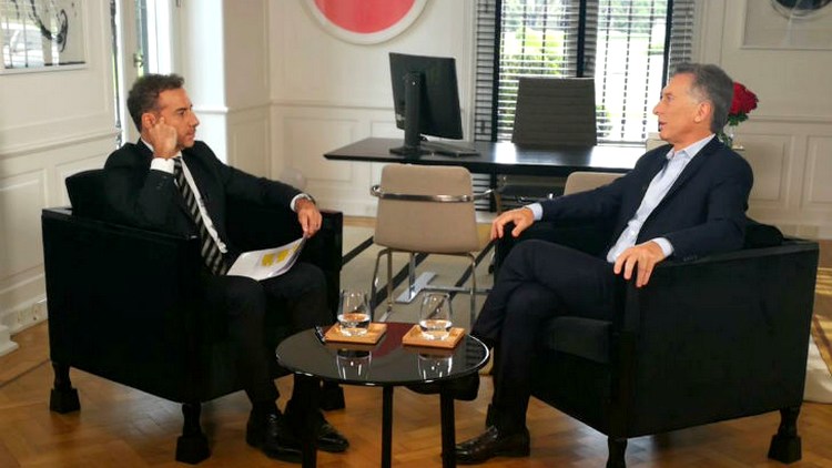 El presidente Macri junto al periodista Luis Majul