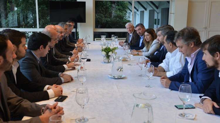 Marcos Peña en una reunión reciente con rectores de universidades nacionales | Foto: Presidencia.