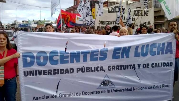 Docentes universitarios entrerrianos suman medidas de fuerza la semana próxima