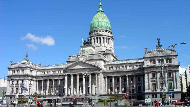 Arrancan las extraordinarias: reforma laboral y el Régimen Penal Juvenil, en el debate