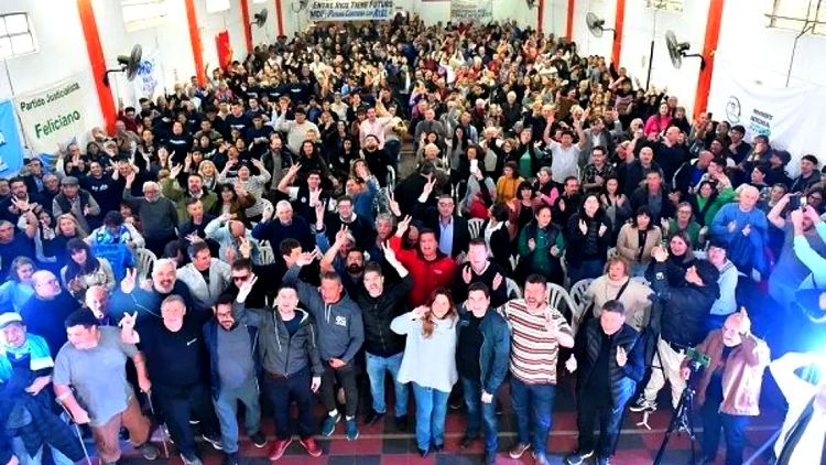 El kicillofismo desembarcó en Entre Ríos y llamó a construir sin imposiciones